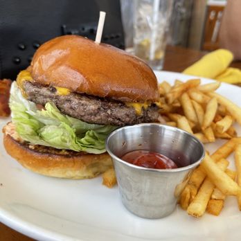 The Beachcomber - Burger - Seafood Near Me - Newport Beach, California