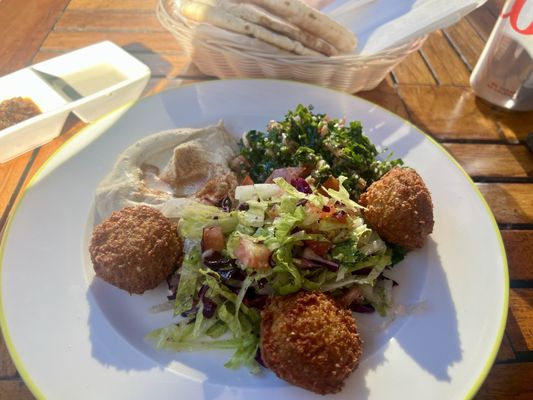 Sido Falafel & More by null