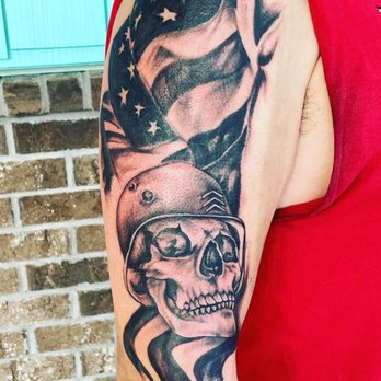 Ocean Wave Tattoo - Tattoo by David Pearce - Tattoo Near Me - Navarre, Florida