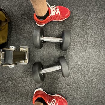 Gold's Gym - Dumbbell's are plentiful. - Gyms Near Me - Rancho Cucamonga, California Gold's Gym - Dumbbell's are plentiful. - Gyms Near Me - Rancho Cucamonga, California