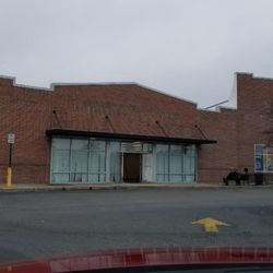 shoe carnival closing