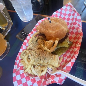 Madison Bear Garden - Bars Near Me - Chico, California