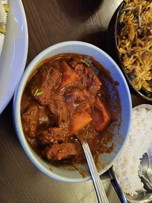 Everest Restaurant by null