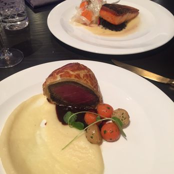 Gordon Ramsay Hell's Kitchen - Beef Wellington - Steakhouses Near Me - Stateline, Nevada