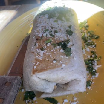 COMO - Chicken burrito - Mexican Near Me - Truckee, California