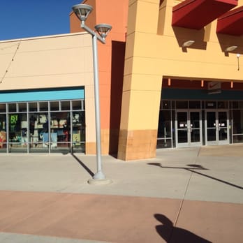 The Outlet Shoppes at El Paso - Nike store at the Outlet - Shopping Centers Near Me - Canutillo, Texas The Outlet Shoppes at El Paso - Nike store at the Outlet - Shopping Centers Near Me - Canutillo, Texas