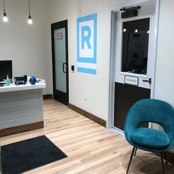 RISE Dispensaries Lakewood Madison - Waiting room