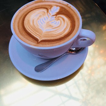 Foto de 3 Arts Club Café - Chicago, IL, Estados Unidos. latte