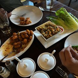 TOFU LETTUCE CUPS+CHILLI BABY CORN TOFU LETTUCE CUPS+CHILLI BABY CORN