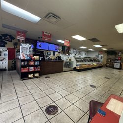 Tony's Italian Delicatessen - Inside