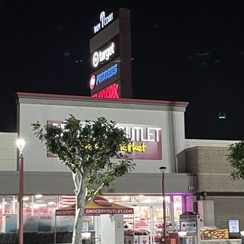 Palm Court - Grocery Outlet new location - Shopping Centers Near Me - Fontana, California Palm Court - Grocery Outlet new location - Shopping Centers Near Me - Fontana, California