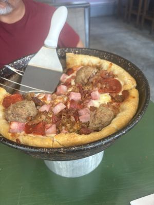 Midway Pizza by null