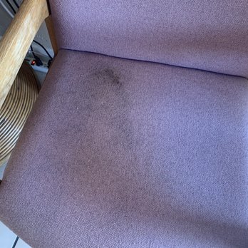 Gulf Beach Resort Motel - Stains on the chairs. Approached the manager and he said everyone likes it that way. - Hotels Near Me - Sarasota, Florida