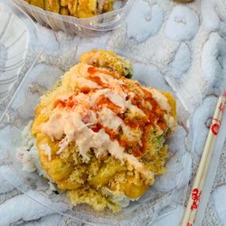 Los Sushi Lovers - The Big Boy and Mango Habanero Roll