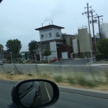 Firestone Walker - Paso Robles - Dinner - Breweries Near Me - Paso Robles, California Firestone Walker - Paso Robles - Dinner - Breweries Near Me - Paso Robles, California