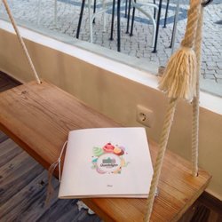 Quente&frio - Swings as chairs!