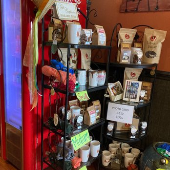 Natchez Coffee - a display of various items - Coffee & Tea Near Me - Natchez, Mississippi Natchez Coffee - a display of various items - Coffee & Tea Near Me - Natchez, Mississippi