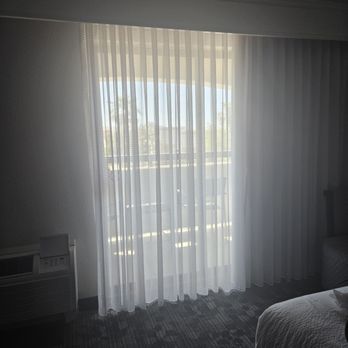 Courtyard by Marriott Palmdale - Section in room - Hotels Near Me - Palmdale, California Courtyard by Marriott Palmdale - Section in room - Hotels Near Me - Palmdale, California