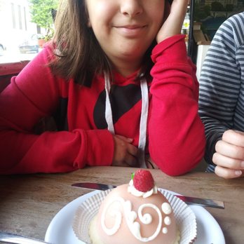 Paris Bakery Cafe - Princess cake - Bakeries Near Me - Monterey, California