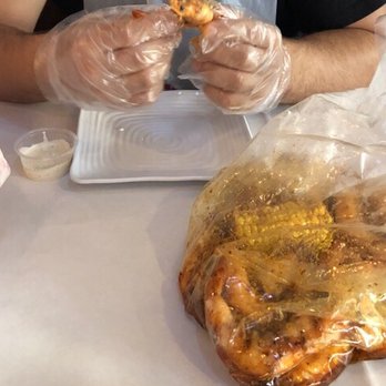 Cracking Crab - Cajun/Creole Near Me - Montrose, California Cracking Crab - Cajun/Creole Near Me - Montrose, California