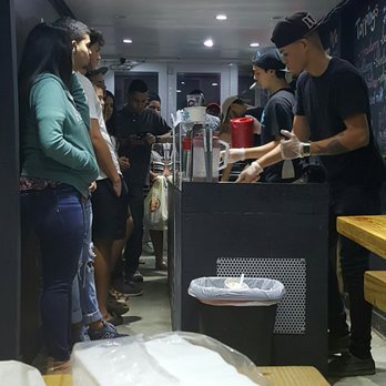 Below Zero - Ice Cream & Frozen Yogurt Near Me - San Juan, Puerto Rico
