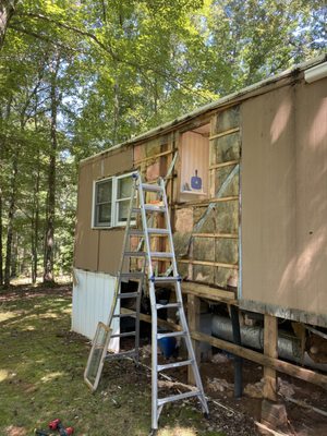 Polks Carpentry Logo