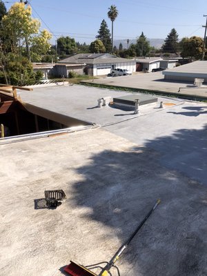 Jake's Roofing & Coating Logo