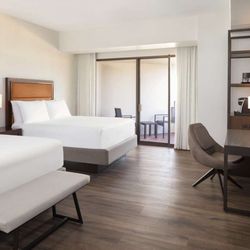 Hyatt Regency Phoenix - Guest Room