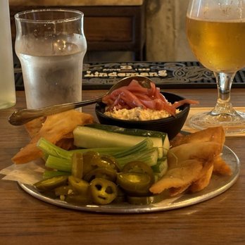 Cob & Pen - Beer Bar Near Me - Lakeland, Florida