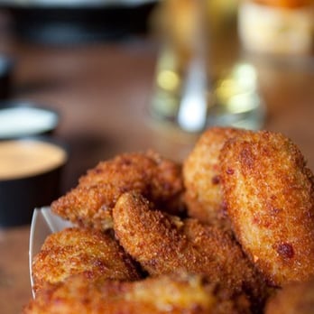 Buffalo Wild Wings - Sports Bars Near Me - Cambridge, Ohio