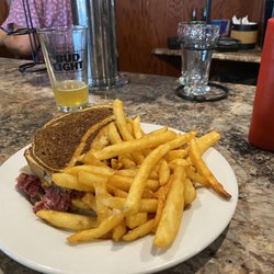 Gillmor's Restaurant - Ruben