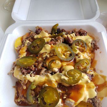 Cozy Corner Restaurant - BBQ Nachos - Barbeque Near Me - Memphis, Tennessee