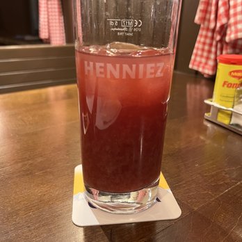 Wirtschaft zum Vorbahnhof - House ice tea 7.5 CHF - Hotels & Travel Near Me - Zürich, ZH