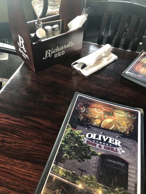 Oliver Street Bar & Grill by null