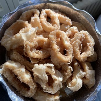 Marven's Restaurant - fried calamari - Greek Near Me - Montreal, Quebec Marven's Restaurant - fried calamari - Greek Near Me - Montreal, Quebec
