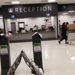 Department of Motor Vehicles - White Plains - DMV, White Plains Reception Desk