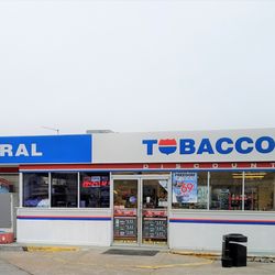 Admiral Petroleum 117 - small store with tobacco, lottery tickets, ice, and grill gas