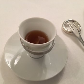 Nakatani - Consomé with daikon - French Near Me - Paris, 75