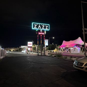 Zema Vinyl Lounge - Cocktail Bars Near Me - Albuquerque, New Mexico