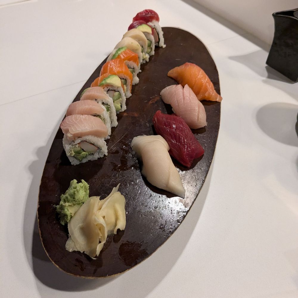 Akami Sushi Bar - Rainbow Roll Combo from the lunch menu - Sushi Bars Near Me - Apex, North Carolina