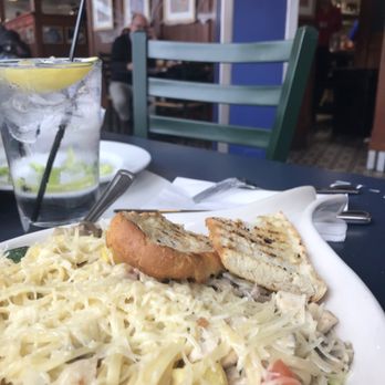 Cubs Bar & Grill - American Near Me - Chicago, Illinois