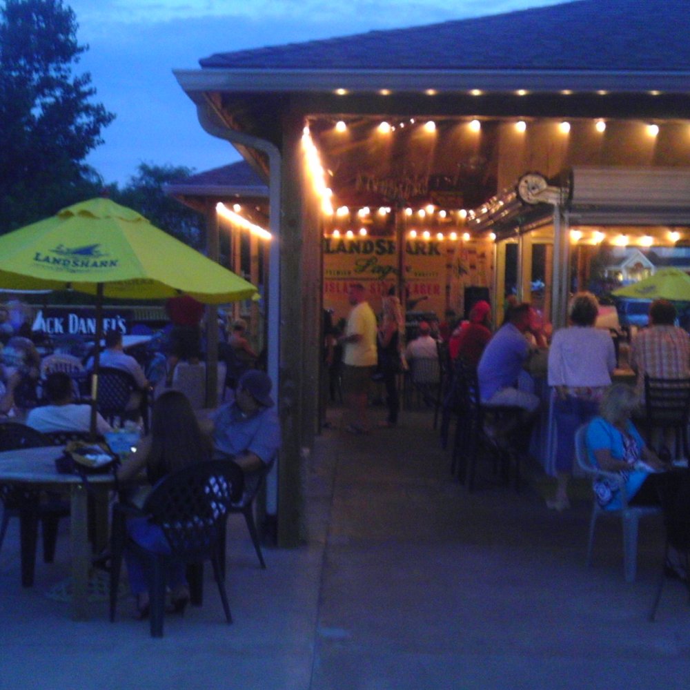 Mucky Duck Pub - Outdoor seating! - Pubs Near Me - Indianapolis, Indiana Mucky Duck Pub - Outdoor seating! - Pubs Near Me - Indianapolis, Indiana