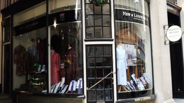 New & Lingwood by null