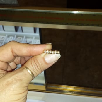 El Cajon Jewelry - Beautiful wedding band with diamonds in it. - Jewelry Near Me - El Cajon, California