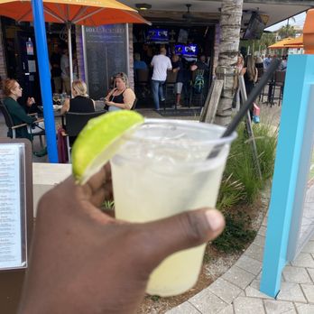 101 Ocean - Happy hour - New American Near Me - Lauderdale-by-the-Sea, Florida