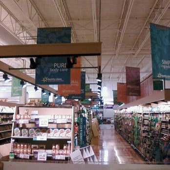 Giant Food Stores - semi-large "naturals" section (some organic, some vegan, some with less preservatives/artificial ingredients than most products) - Grocery Near Me - Bensalem, Pennsylvania