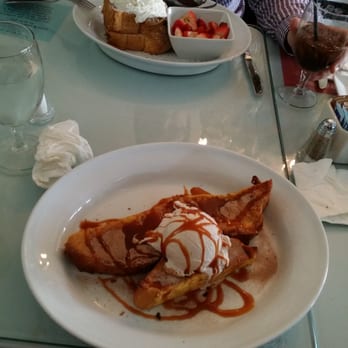 26 Beach Restaurant - Chorro and smores - New American Near Me - Venice, California 26 Beach Restaurant - Chorro and smores - New American Near Me - Venice, California