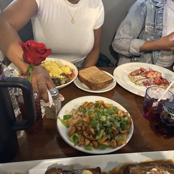 Honeybear Cafe - Breakfast & Brunch Near Me - Chicago, Illinois