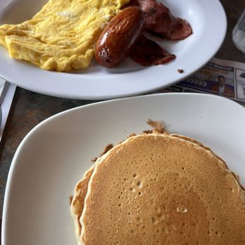 Reo Diner - Hungry Man Special - Diners Near Me - Woodbridge, New Jersey Reo Diner - Hungry Man Special - Diners Near Me - Woodbridge, New Jersey