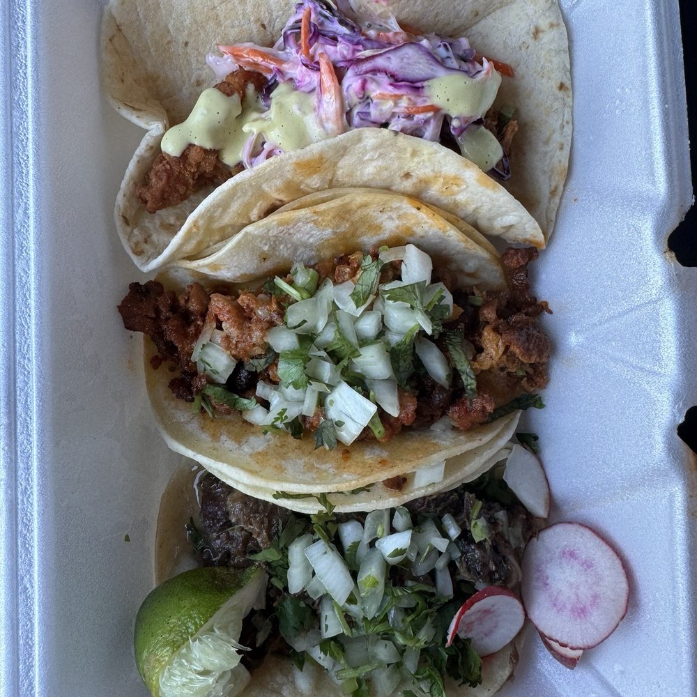 Taqueria Don Roge - Fish, Cabeza, and Pastor - Tacos Near Me - Everett, Massachusetts Taqueria Don Roge - Fish, Cabeza, and Pastor - Tacos Near Me - Everett, Massachusetts